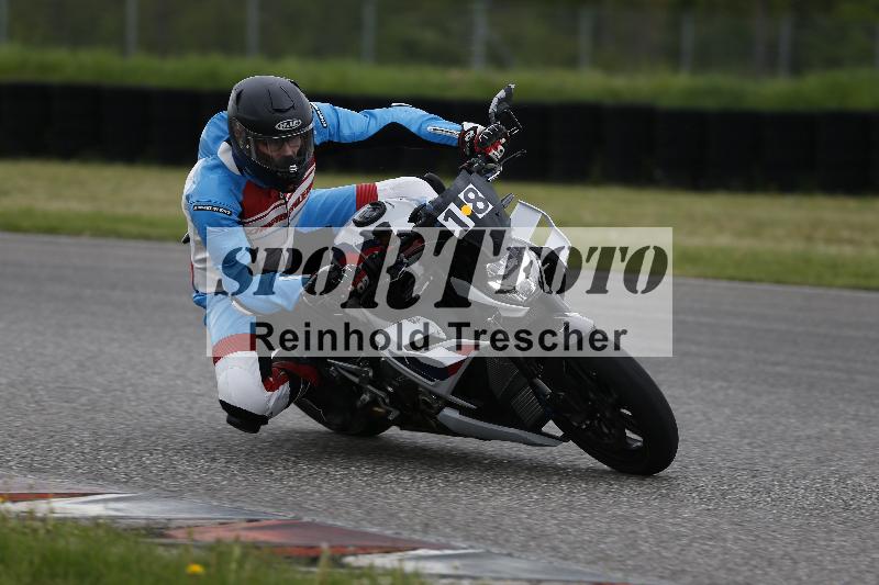 Archiv-2025/10 23.04.2025 Cornu Master School ADR/rot-rouge/18